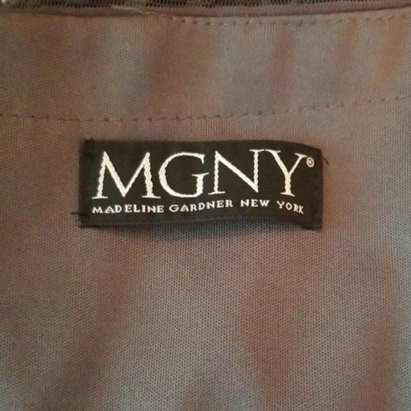 MGNY Full Length Evening Grown - Picture 5 of 9